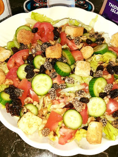A picture of Vegetarian Salad.