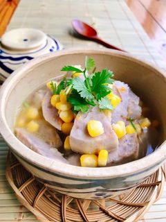 Hình của món Canh khoai môn nấu bắp ngọt.