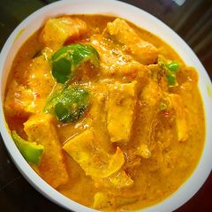 A picture of Tofu curry.