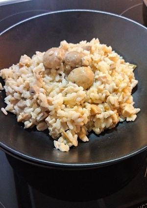 Une photo de Risotto aux restes de poulet rôti