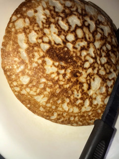 A picture of Sinasir (Rice Pancakes).