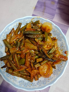 भिंडी प्याज की सब्जी(bhindi pyaz ki sabzi recipe in hindi) रेसिपी मुख्य फोटो