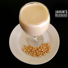 Madar waken soya(Soya bean milk) A picture of Madar waken soya(Soya bean milk).