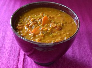 Une photo de Curry crémeux de lentilles au lait de coco (IG bas)