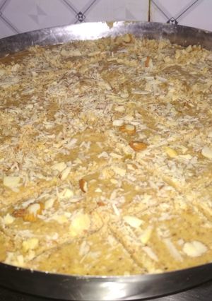 ગોળ પાપડી (Gol Papdi Recipe In Gujarati) રેસીપી મુખ્ય ફોટો
