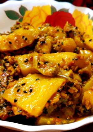 A picture of Instant Mango pickle.
