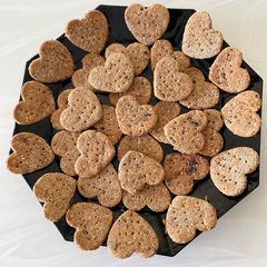 A picture of Baked dates puri.