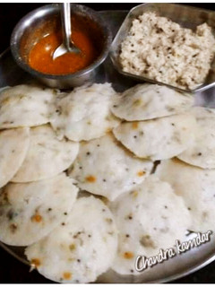 सूजी की इंस्टेंट इडली (suji ki instant idli recipe in Hindi) रेसिपी मुख्य फोटो