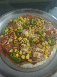 A picture of Veg Pizza.