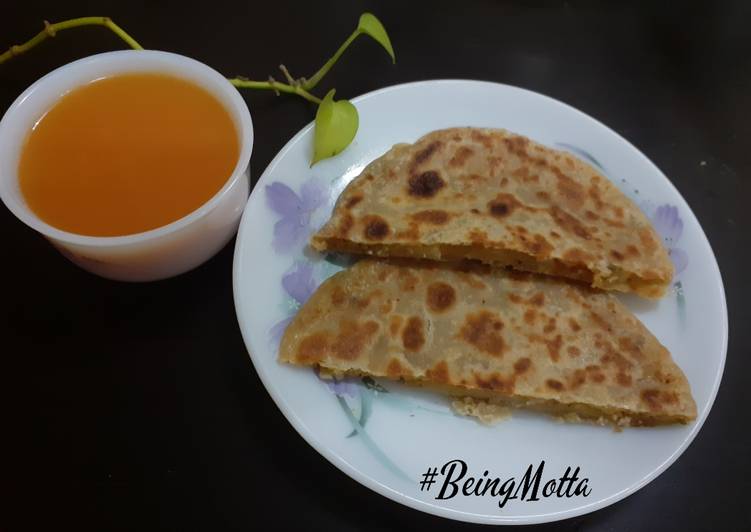 Step-by-Step Guide to Prepare Super Quick Homemade Aloo Stuffed Paratha- Tomato Soup