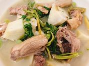 A picture of vịt om sấu khoai sọ