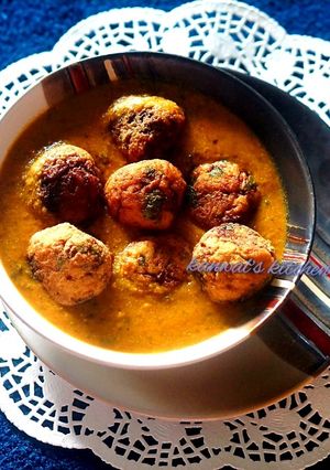A picture of Cauliflower kofta curry.