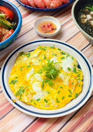 Hình của món Trứng Gà Chiên Hành Lá.