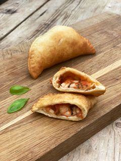 Foto di Panzerotti fritti baresi (doppia lievitazione)