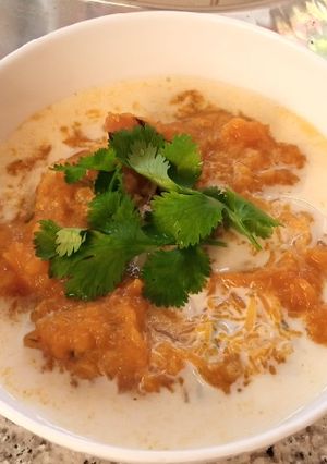 A picture of Pumpkin soup.