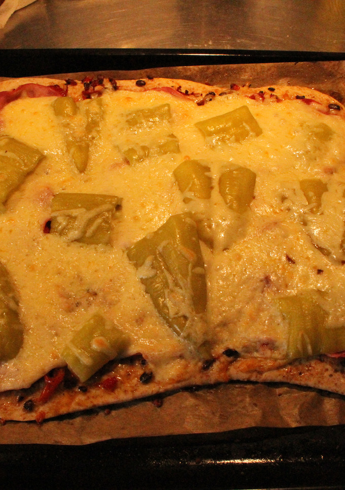 Una foto de Pizza de jueves