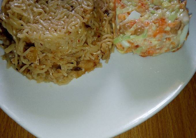 Noodles with dry fish and Coleslaw