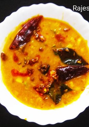 A picture of Daal Tadka Curry.