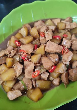 Foto resep Tumis Ayam Kentang