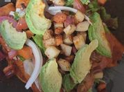 Una foto de enchiladas vegetales