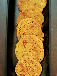 सत्तू आटा के पेन केक (sattu atta ke pan cake recipe in Hindi) रेसिपी मुख्य फोटो