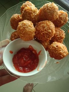 Foto resep Bola bola rambutan indomie