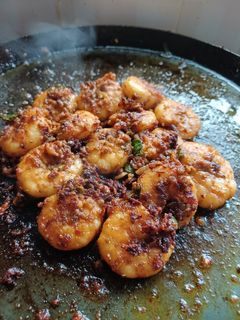 பெரிய இறால் தவா வறுவல்(prawn tawa fry recipe in tamil) செய்முறை முக்கிய புகைப்படம்
