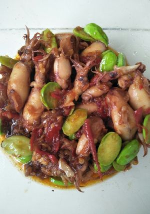 Foto resep Cumi asin sambal pete