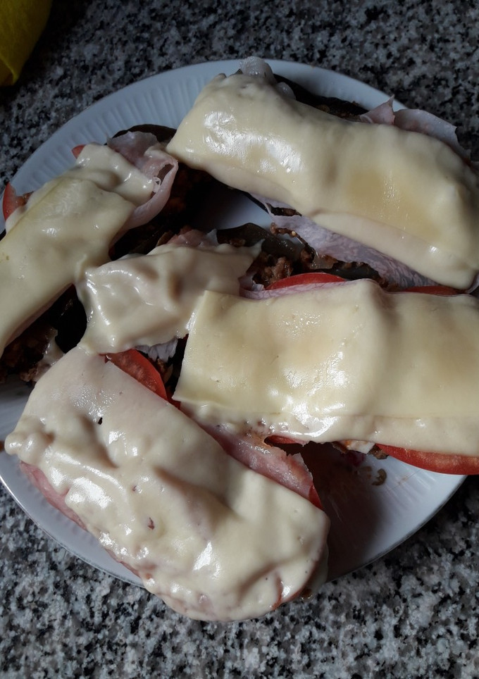 Una foto de Berenjenas rellenas a la napolitana
