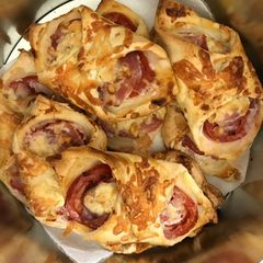 A picture of Cheese, Tomato and Bacon Wrap.