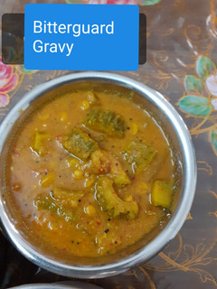 A picture of Bitter gourd Gravy.