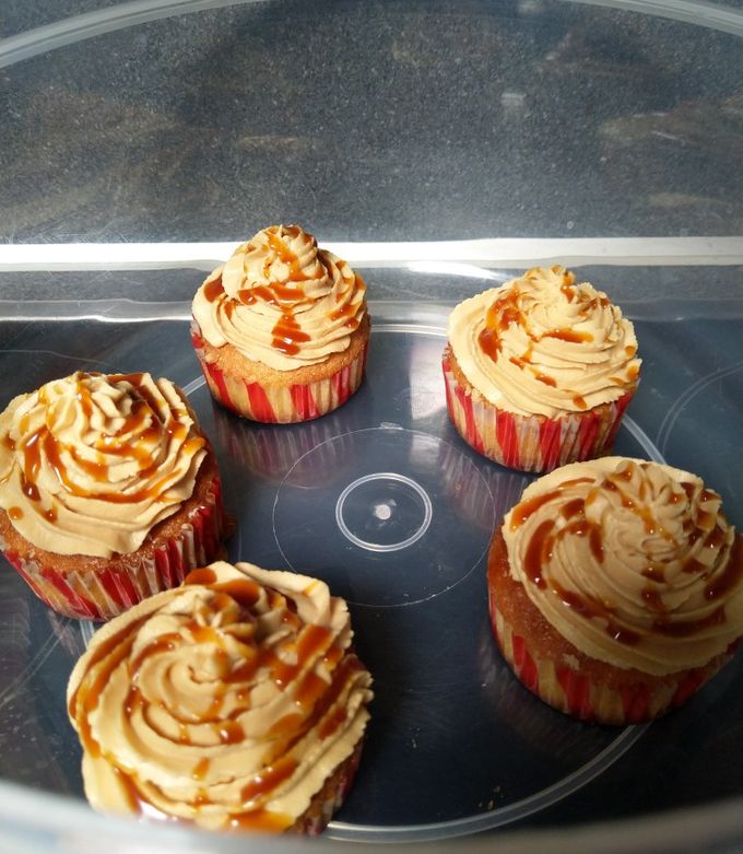 Une photo de Cupcake pomme, caramel beurre salé