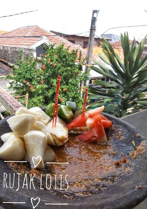Foto resep Rujak lotis