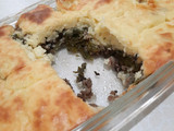 Pastel Tutup Daging Bayam