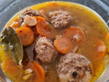Albóndigas de cerdo en salsa