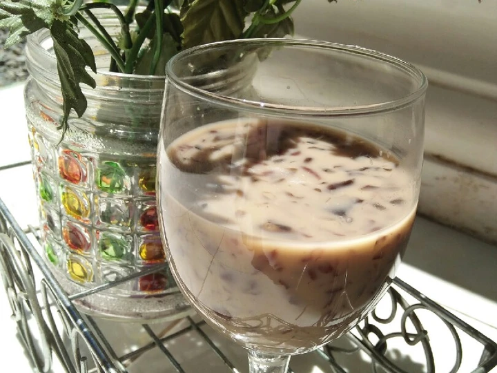 Cara Mudah Membuat Resep Es cincau cappucino yang Uenak Anti Ribet, Mantap Sekali