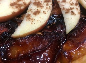 Una foto de Pay De Manzana (Sin Horno) En sartén !! En 5 pasos !!!