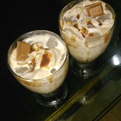 A picture of Chocolate creamy shake.