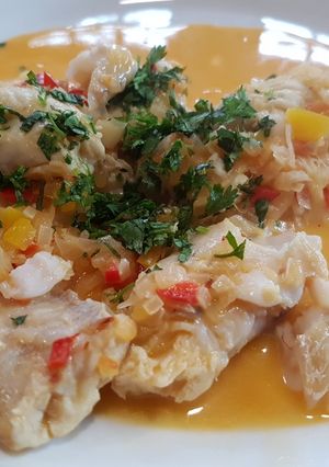 Una foto de Merluza en salsa de coco