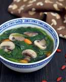 🌱 Canh Rau Chân Vịt Nấm Mỡ Kỷ Tử