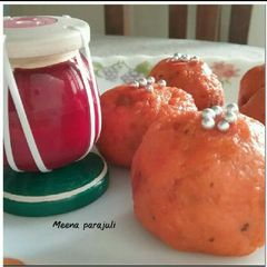 A picture of Louki and sitafal ke laddu.