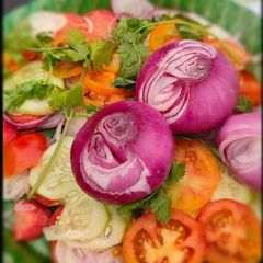A picture of 2 minutes Salad.