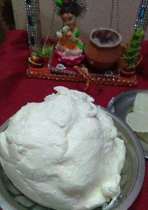 A picture of Homemade makhan.