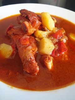 Una foto de Costillas adobadas guisadas