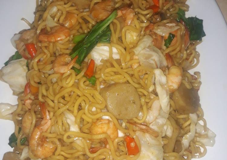 Mie goreng special