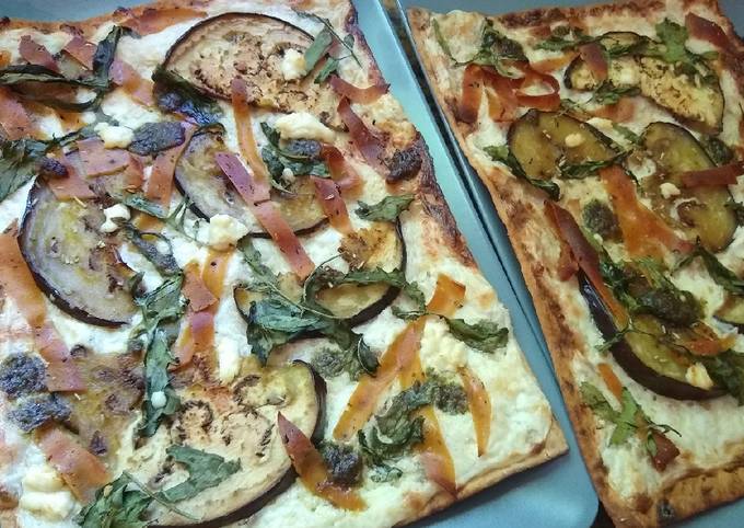 Recipe of Ultimate Quick Eggplant Flatbread Pizza