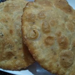 A picture of Onion kachori.