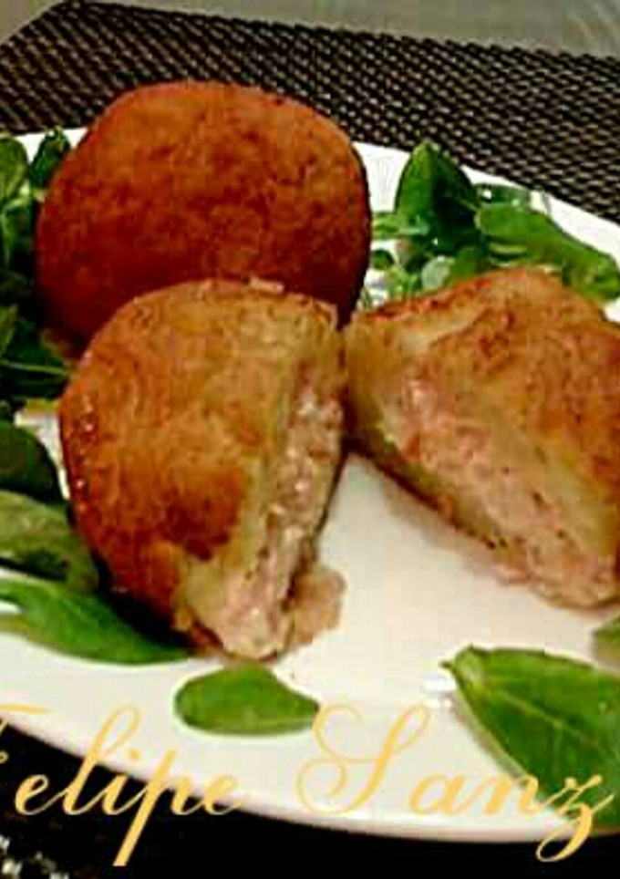 Una foto de Bolas de patatas, rellenas de salmón