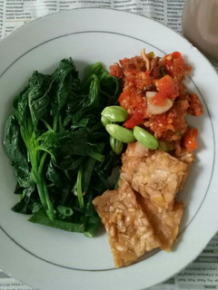 Foto resep Bayam Sambal Cumi Asin
