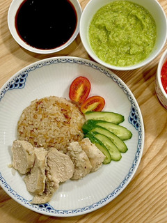 家庭版電鍋海南雞飯#含醬料 的食譜成品照片